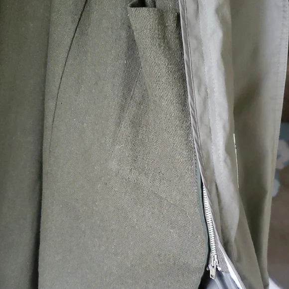 Men's Olive Green Trench Coat With Zippered